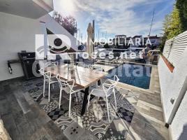 Casa (unifamiliar adosada), 192 m², Zona