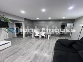 Pis, 65 m², prop de bus i tren