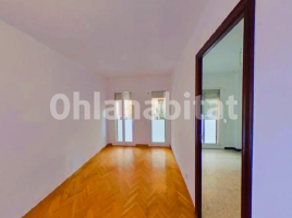 Pis, 45 m², Calle de Pujós, 50