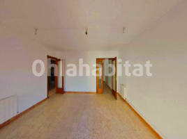 Pis, 84 m², près de bus et de train, Calle Sant Valentí, 45