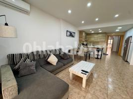Dúplex, 133 m², cerca de bus y tren