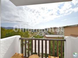 Apartament, 32 m², Zona