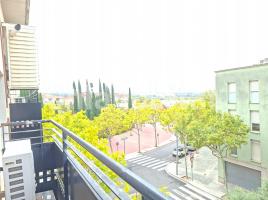 Pis, 98 m², seminou, Avenida Penedès