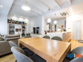 Casa (unifamiliar adossada), 335 m², prop de bus i tren