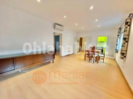 Pis, 67 m², prop de bus i tren, Calle de Provençals