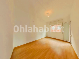 Pis, 87 m², prop de bus i tren, Calle de Mossèn Jacint Verdaguer, 67