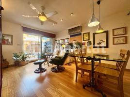 Àtic, 94 m², Zona