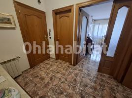 (unifamiliar adossada), 330 m²