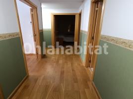 Alquiler piso, 90 m², seminuevo, Calle de Manresa