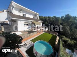  (xalet / torre), 238 m²