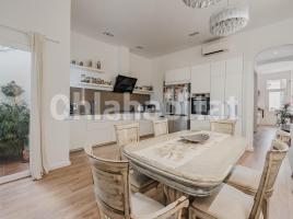 Casa (unifamiliar adossada), 210 m²