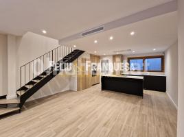  (unifamiliar adossada), 127 m², près de bus et de train, presque neuf