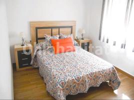 For rent flat, 63 m², near bus and train, Calle dels Reis Catòlics