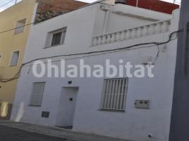 Casa (unifamiliar adosada), 236 m²