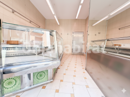 Alquiler tienda, 60 m², cerca de bus y tren, Calle de Gurb, 26