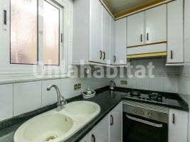 Houses (terraced house), 90 m², near bus and train