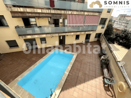 Dúplex, 181 m², prop de bus i tren, seminou