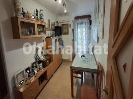 Pis, 60 m², près de bus et de train, Calle de Sant Pere