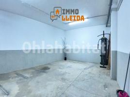 Houses (terraced house), 265 m², near bus and train, almost new, Calle Valentí Almirall, 6