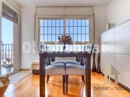 Àtic, 75 m², Zona