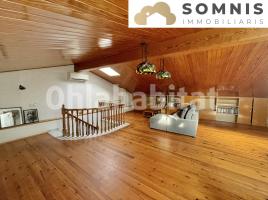 (unifamiliar adossada), 436 m², près de bus et de train