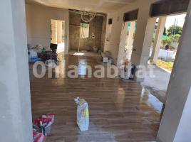 Houses (detached house), 190 m², near bus and train, almost new