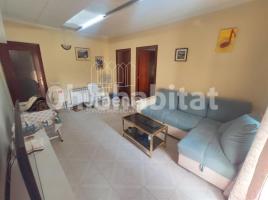 Pis, 77 m², Zona