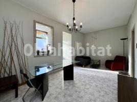 Piso, 71 m², cerca de bus y tren, Calle Mas