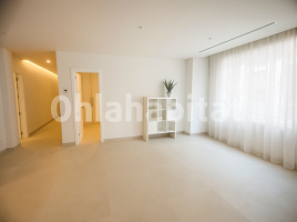 Pis, 221 m², prop bus i metro, Avenida Diagonal