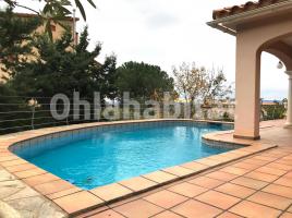 Casa (xalet / torre), 384 m², Calle Dinamarca