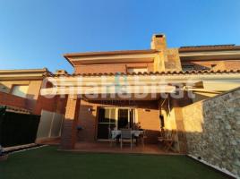 Houses (terraced house), 200 m², Calle Guifré el Pilós