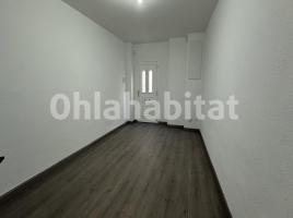  (unifamiliar adossada), 126 m², près de bus et de train