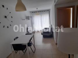 Flat, 100 m², almost new
