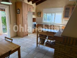 Houses (villa / tower), 254 m², almost new