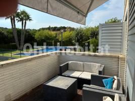 Houses (terraced house), 219 m², almost new, Pasaje Domenech I Montaner