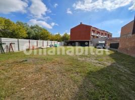 , 466 m², Bajada a les Fonts, 24