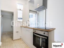 Pis, 96 m², prop de bus i tren