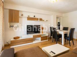 Pis, 68 m², prop de bus i tren, Calle de Logronyo