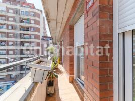 Àtic, 113 m², Calle de Francesc Macià