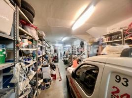 Local comercial, 110 m², cerca de bus y tren, Calle del Rosselló, 40