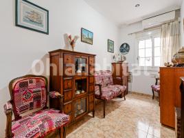 Piso, 83 m², cerca de bus y tren, Calle Uva