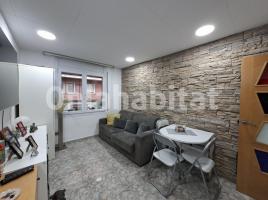 Pis, 69 m², prop de bus i tren, Calle Mina