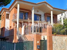 Houses (detached house), 339 m², almost new, Calle Alzina, 11