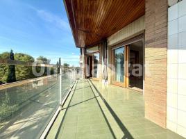 Pis, 199 m², près de bus et de train, Avenida de Salvador Dalí i Domènech, 132