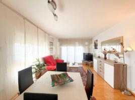 Pis, 97 m², prop de bus i tren, Calle Bruc, 22