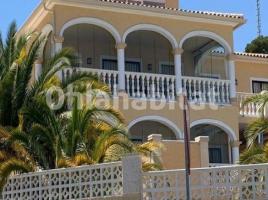 Casa (xalet / torre), 500 m², Calle Berlin