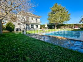 Casa (chalet / torre), 261 m², seminuevo, Calle Fonts