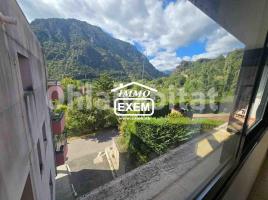 Pis, 88 m², presque neuf