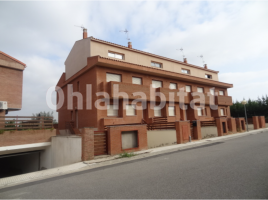 Casa (unifamiliar adossada), 305 m², Calle Enric Granados