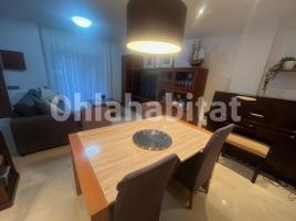 Lloguer Casa (unifamiliar adossada), 231 m², prop de bus i tren